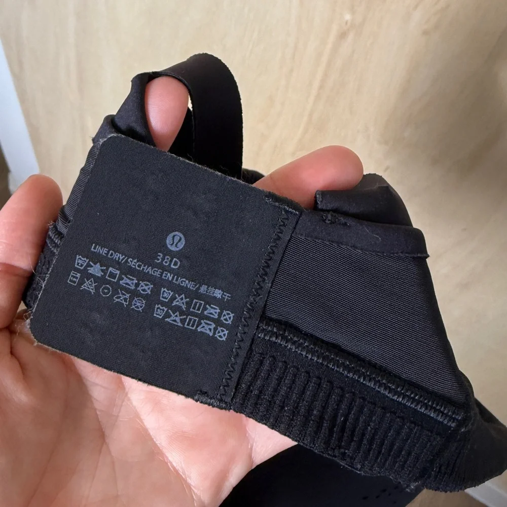 Lululemon AirSupport‎ Bra High Support Black Size 38D